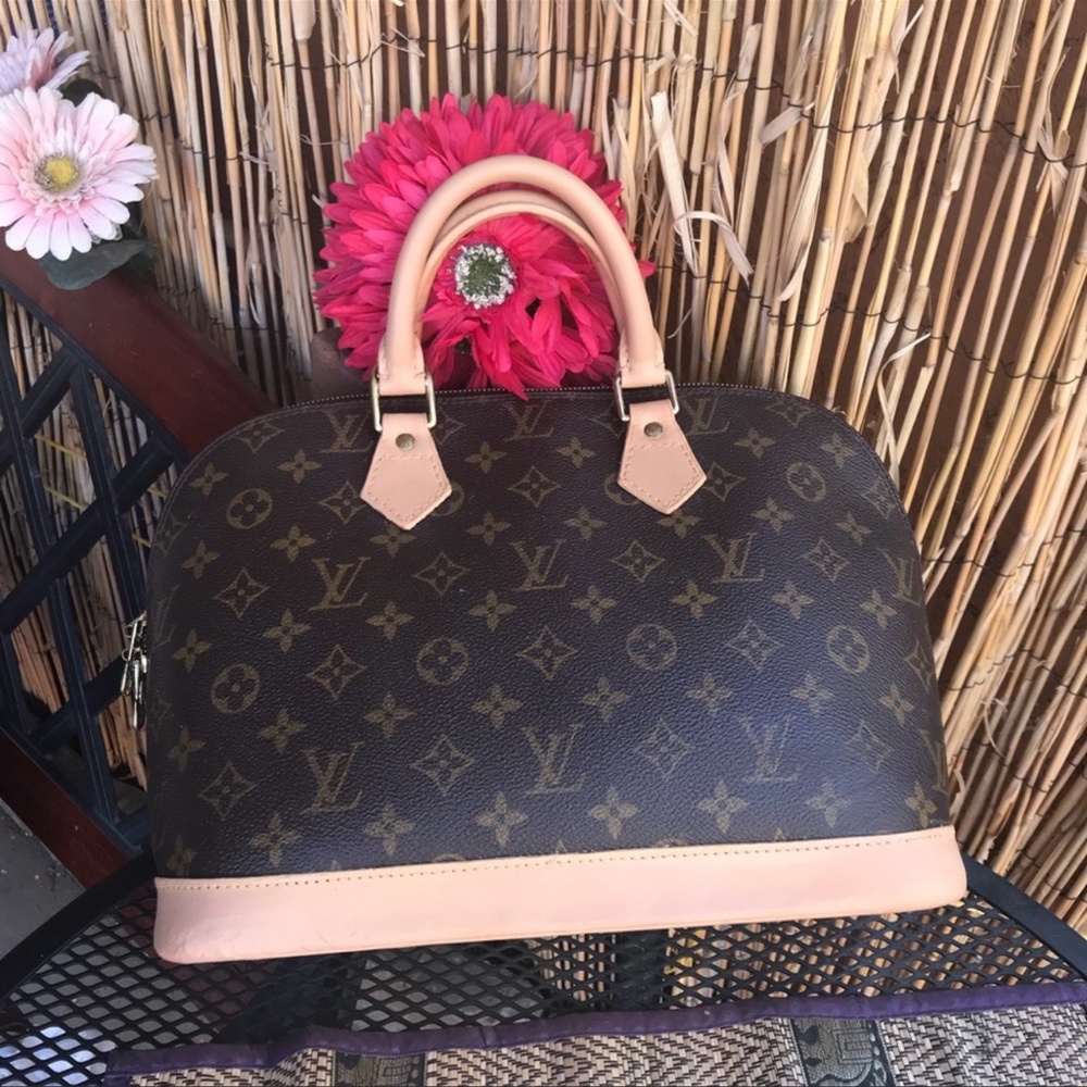Auth 100% Louis Vuitton Alma Pm Handbag